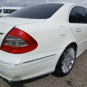 Mercedes-Benz E class, 2009