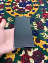 Samsung Galaxy S10+-4