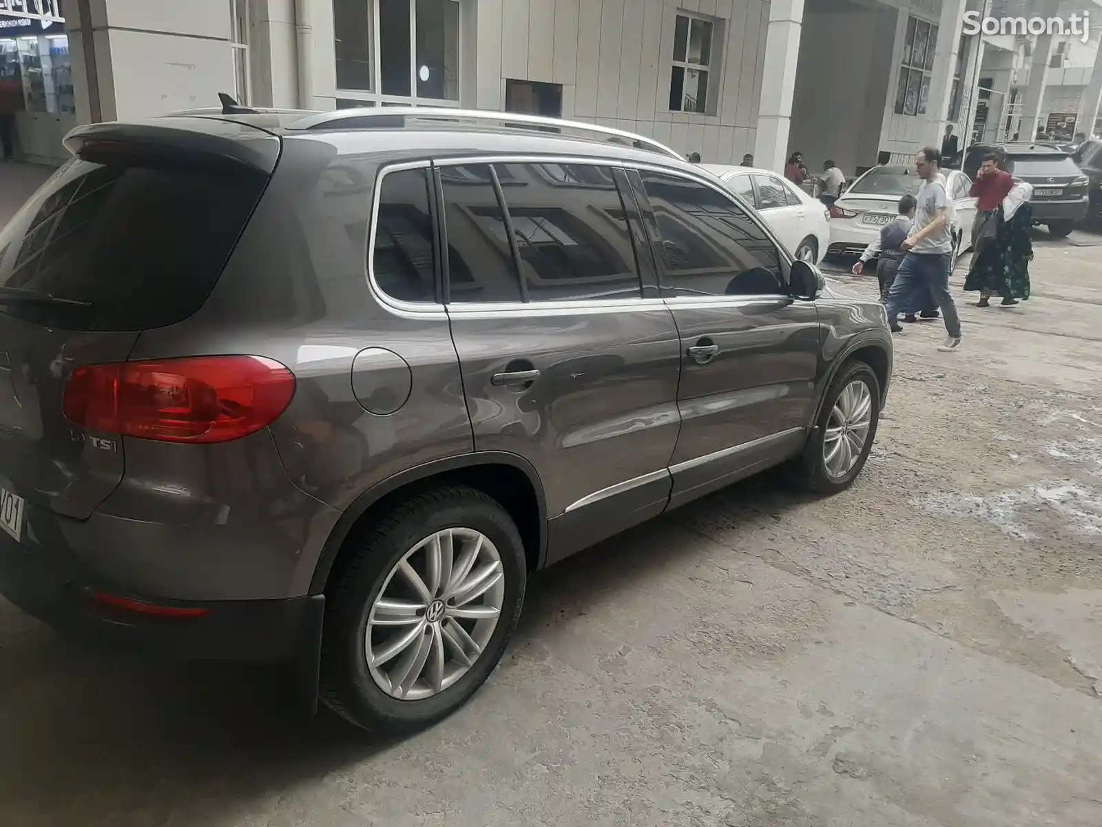 Volkswagen Tiguan, 2016-5