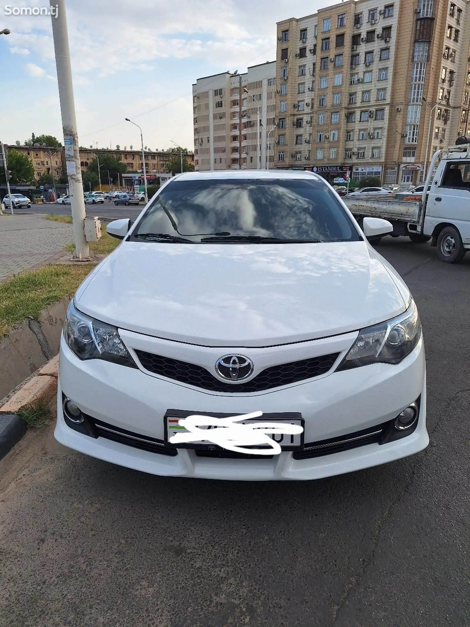 Toyota Camry, 2013-1