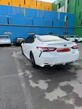 Toyota Camry, 2019-6