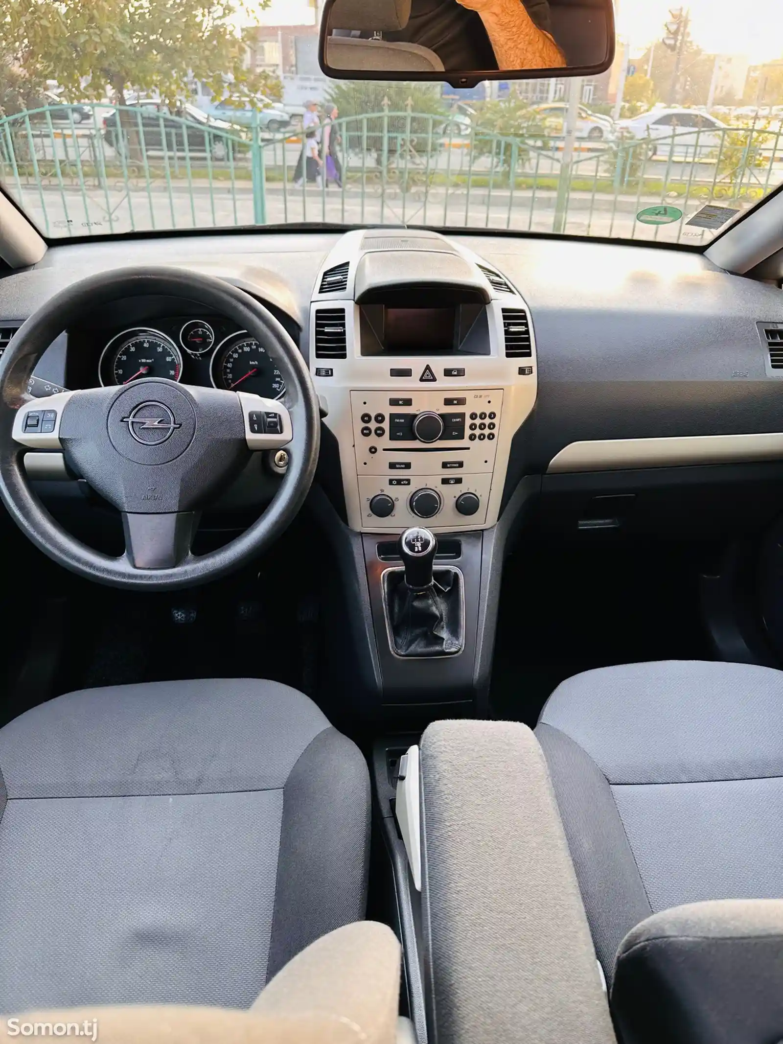 Opel Zafira, 2009-11