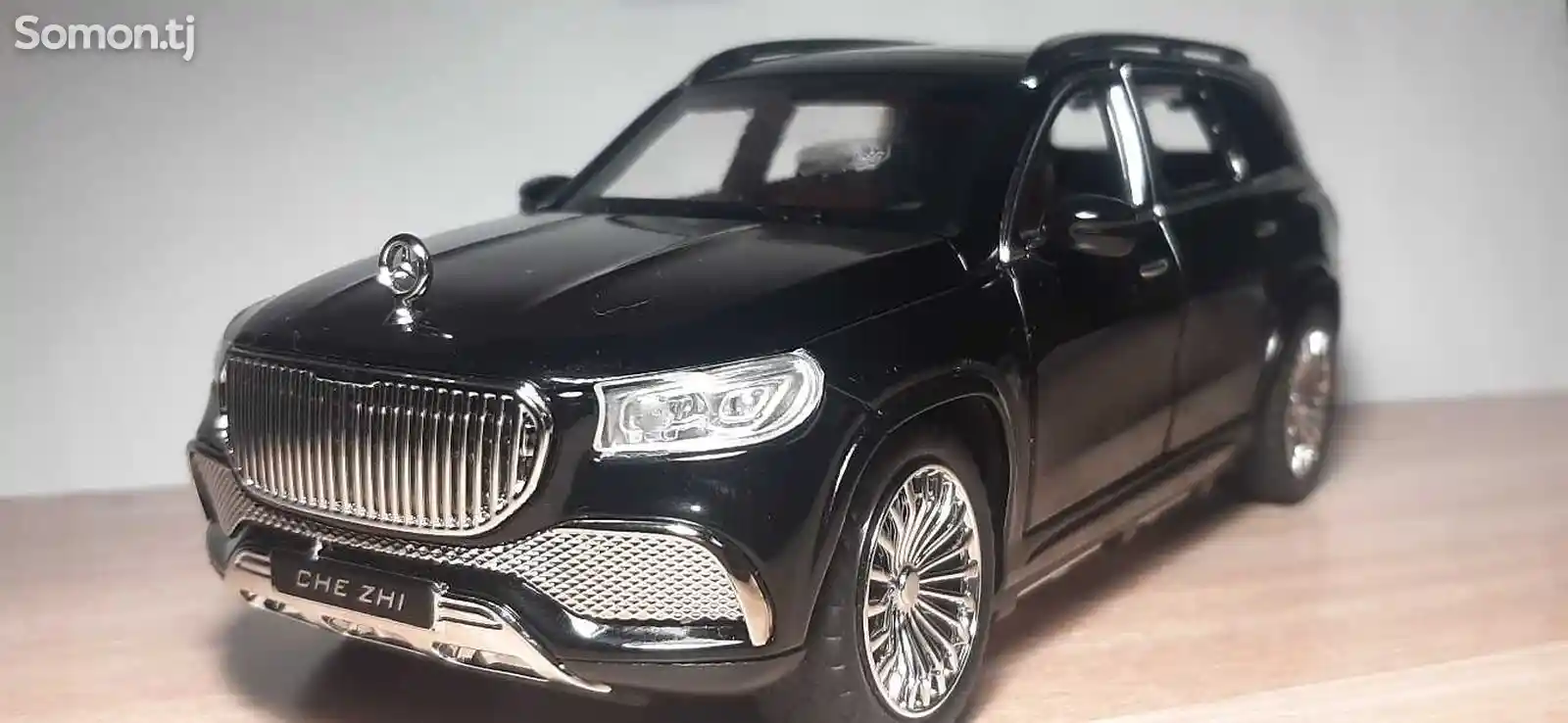 Машинка Mercedes Maybach GLS 600-1