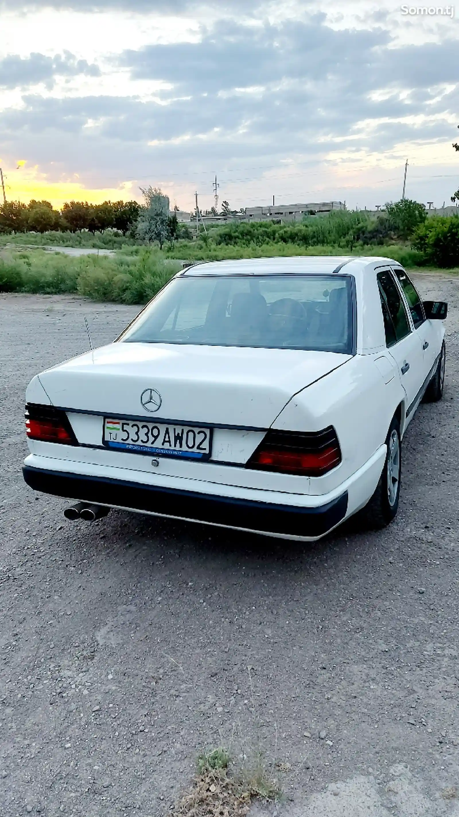 Mercedes-Benz W124, 1988-2