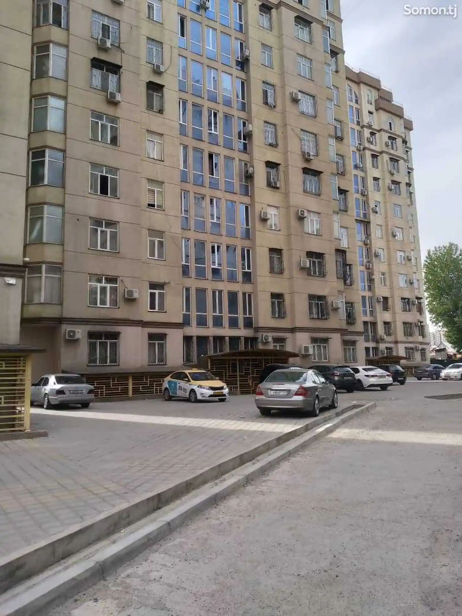 2-комн. квартира, 3 этаж, 47м², Мости аэропорт-1