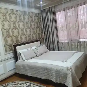 2-комн. квартира, 2 этаж, 69м², 19 мкр