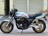 Мотоцикл Honda cb 400-9