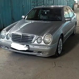 Mercedes-Benz E class, 2000