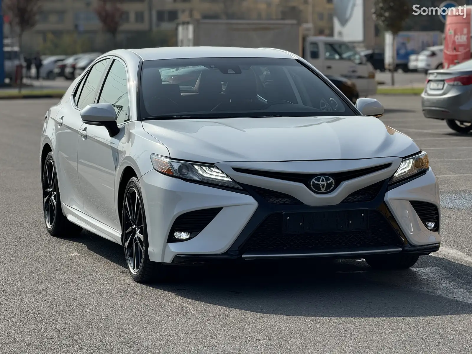 Toyota Camry, 2019-1