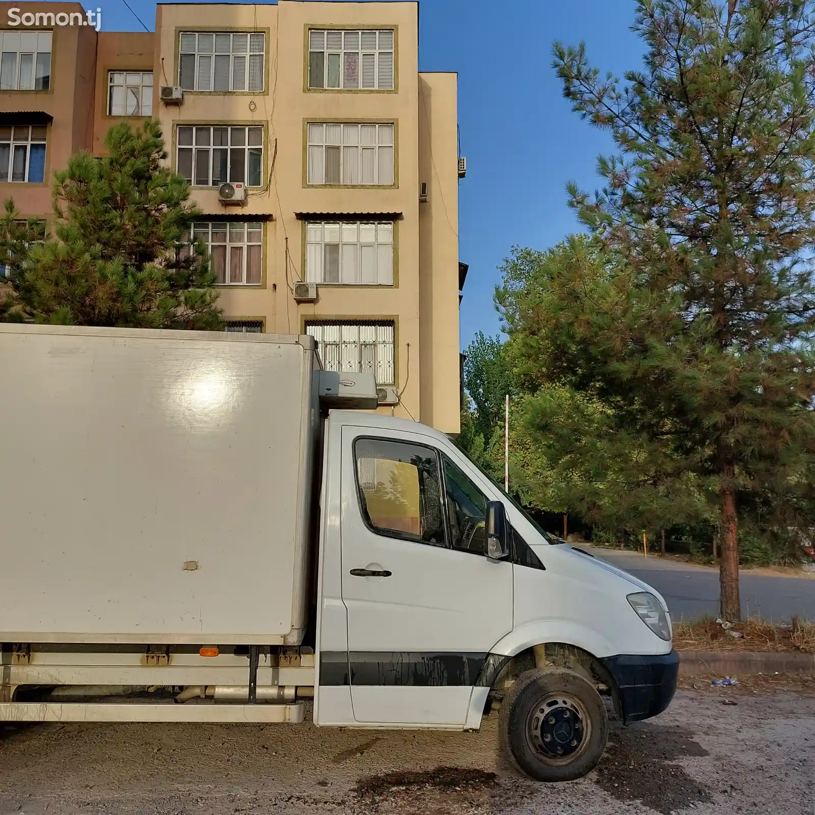 Бортовой автомобиль Mercedes Benz Sprinter Дельфин-4