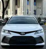 Toyota Camry, 2018-3