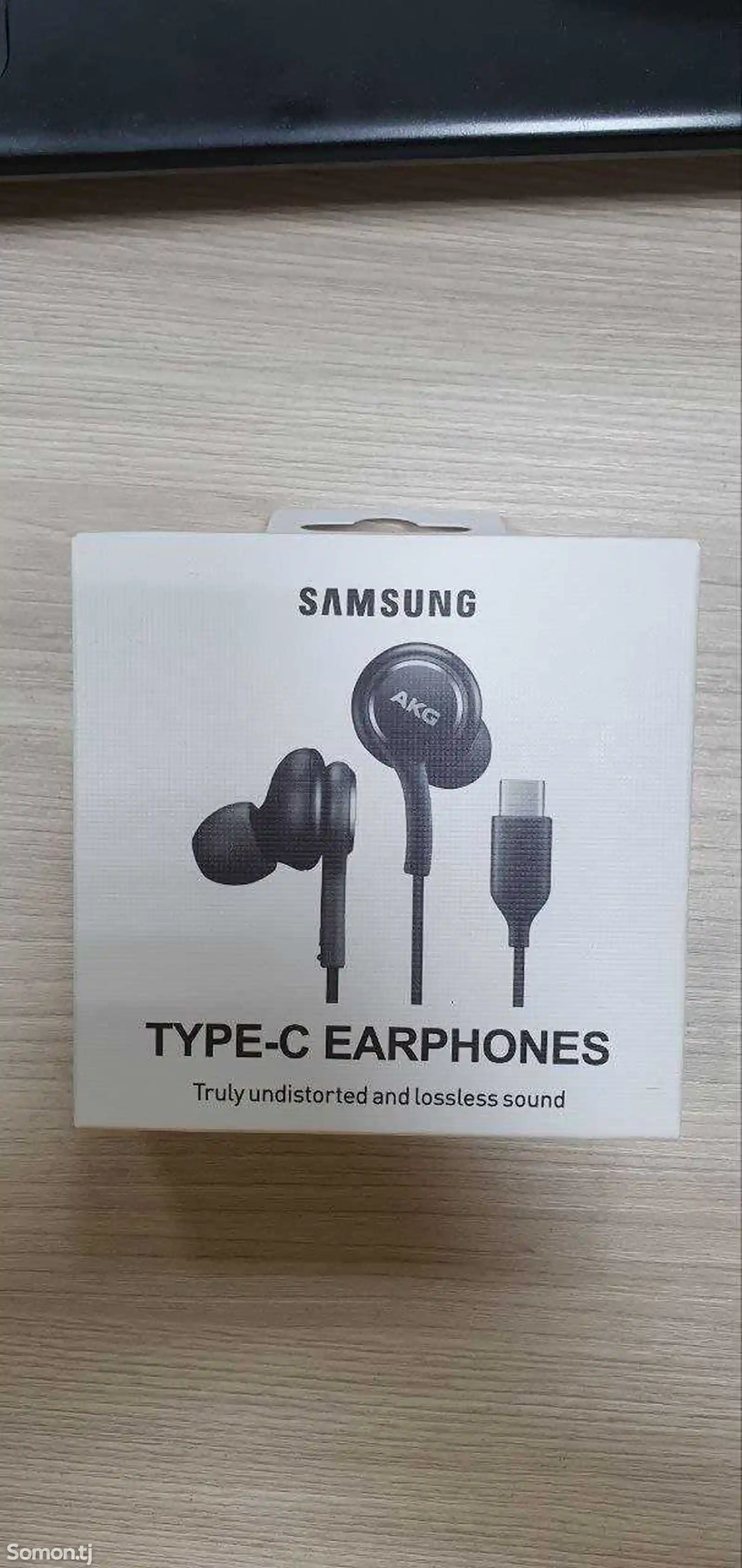 Проводная гарнитура Samsung Earphones Tuned by AKG Type-C-1