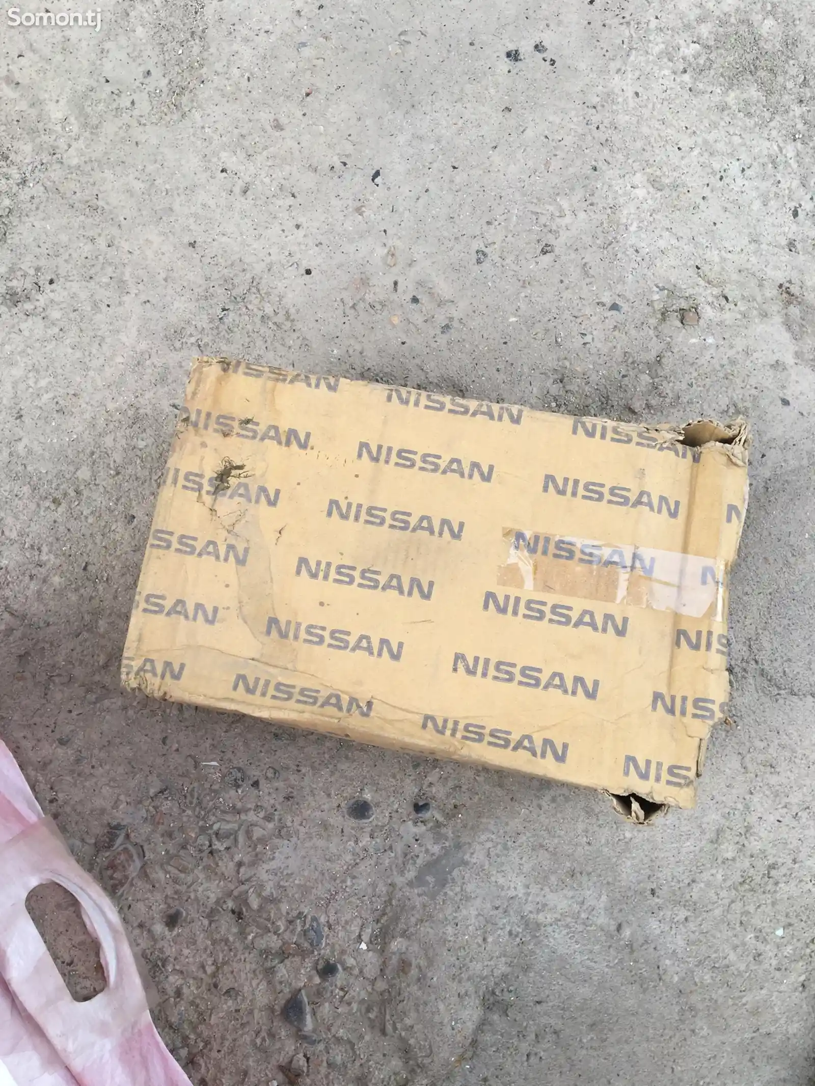 Боковые зеркала на Nissan-5