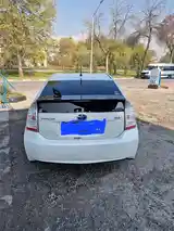 Toyota Prius, 2010-2