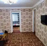 2-комн. квартира, 2 этаж, 40м², Универмаг-4