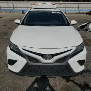 Toyota Camry, 2018