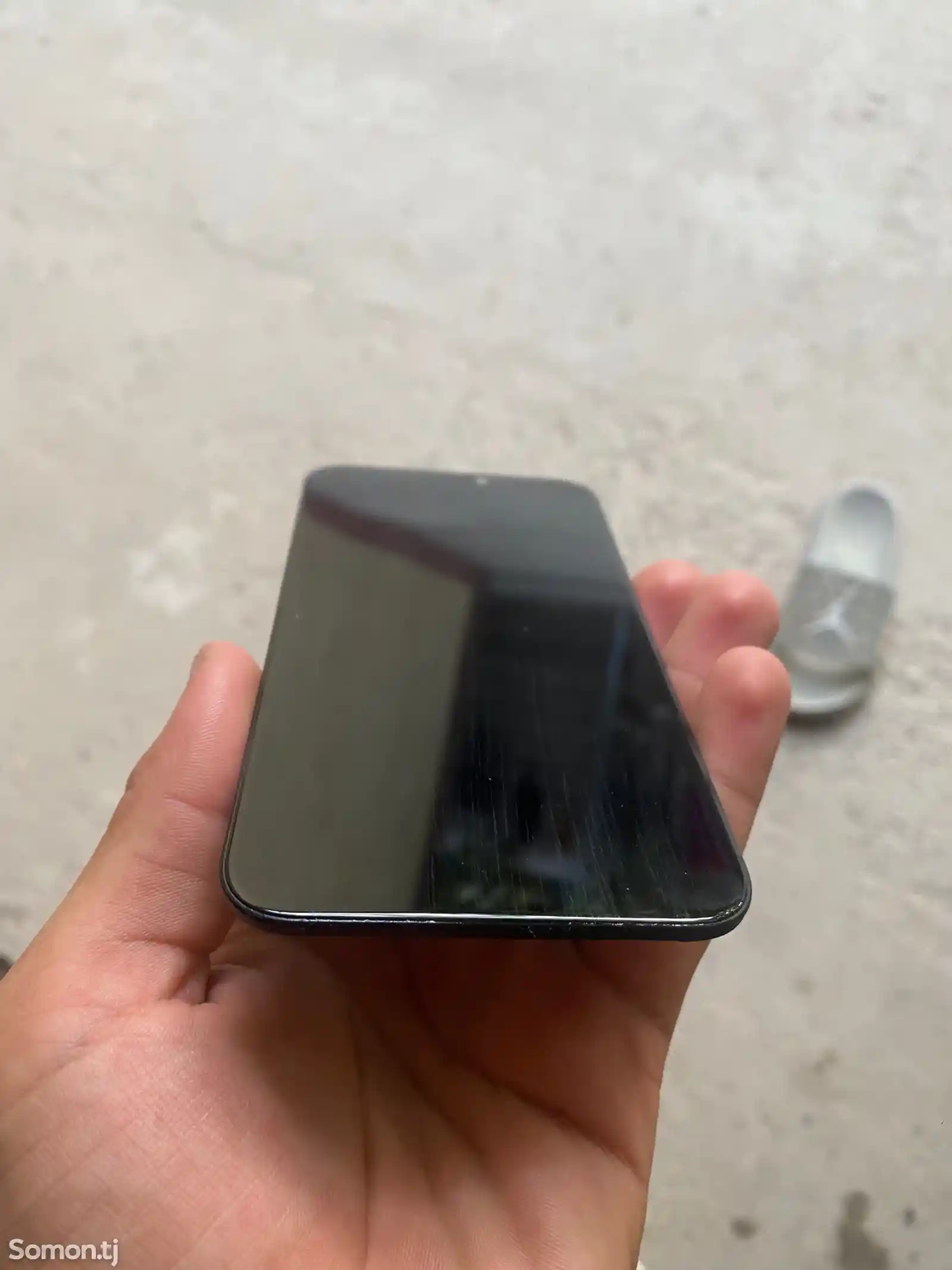 Дисплей на iPhone 11-6