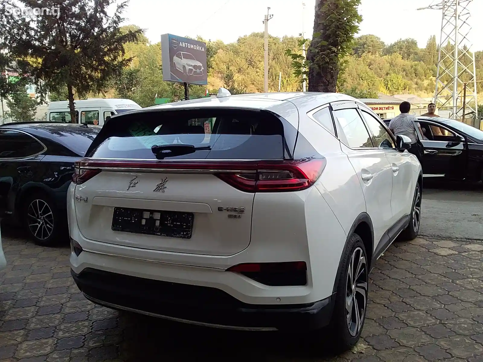 Hongqi E-HS3, 2019-3