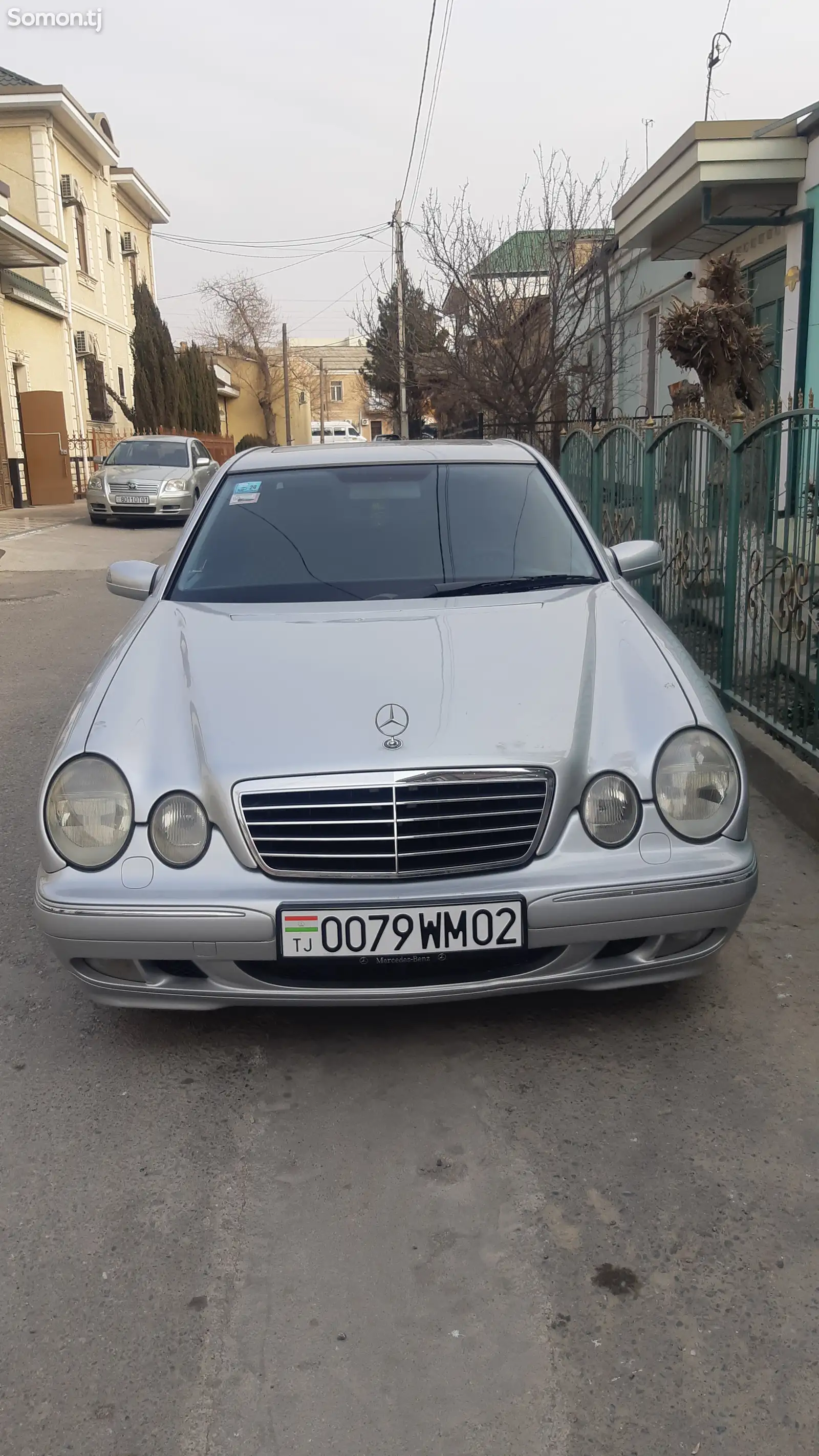 Mercedes-Benz E class, 2000-1