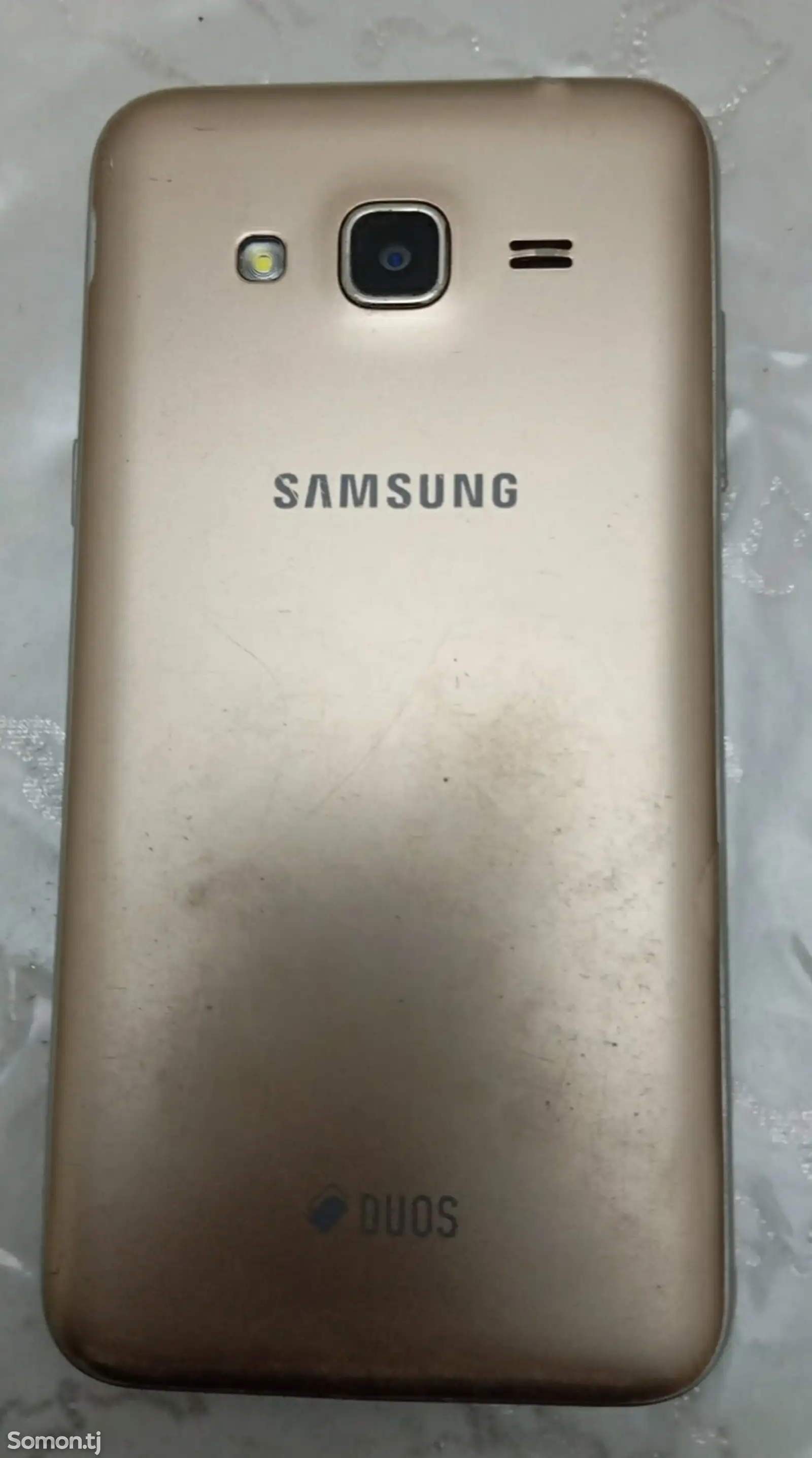 Samsung Galaxy j3-1