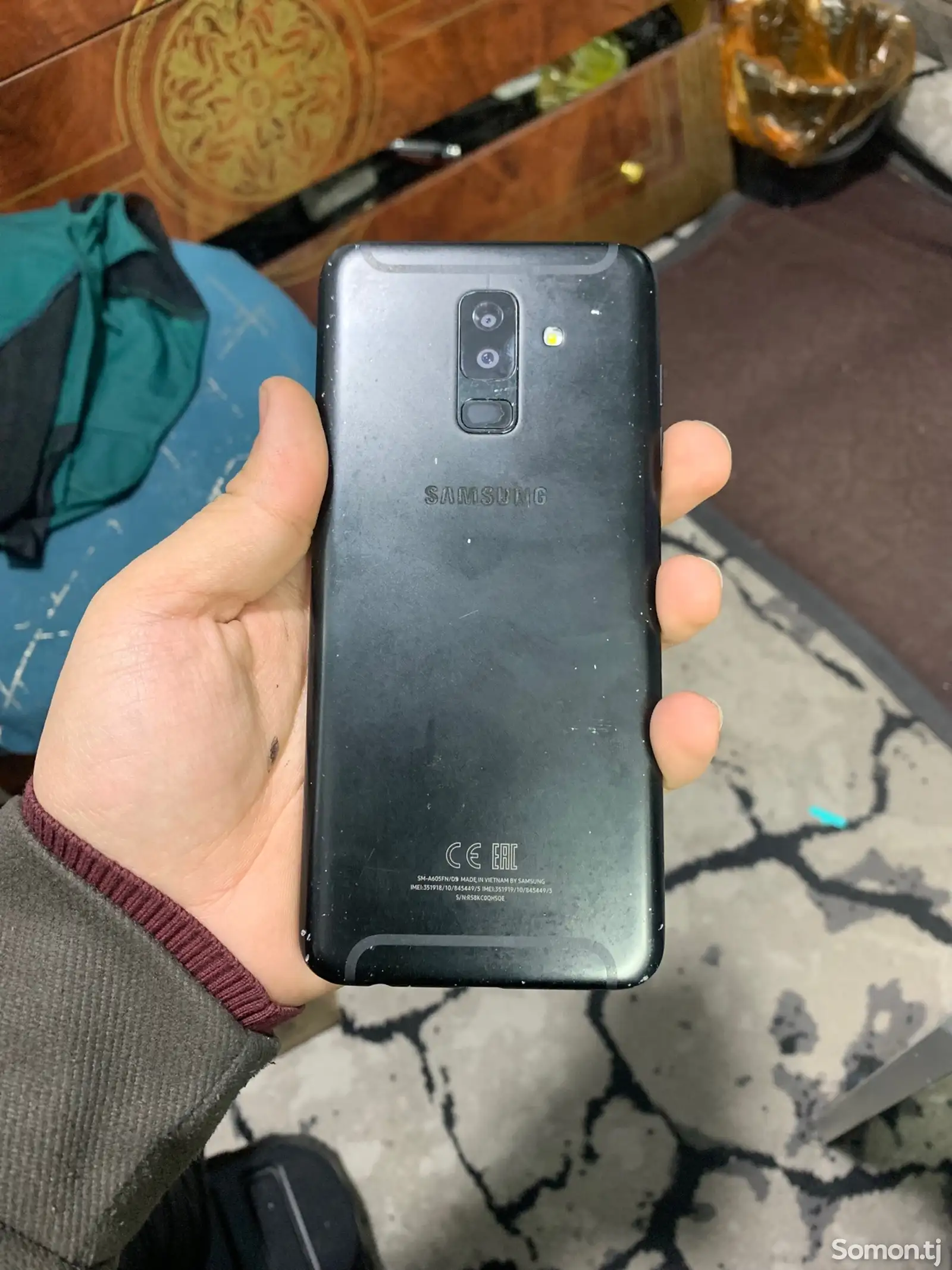 Samsung Galaxy A6 plus-1