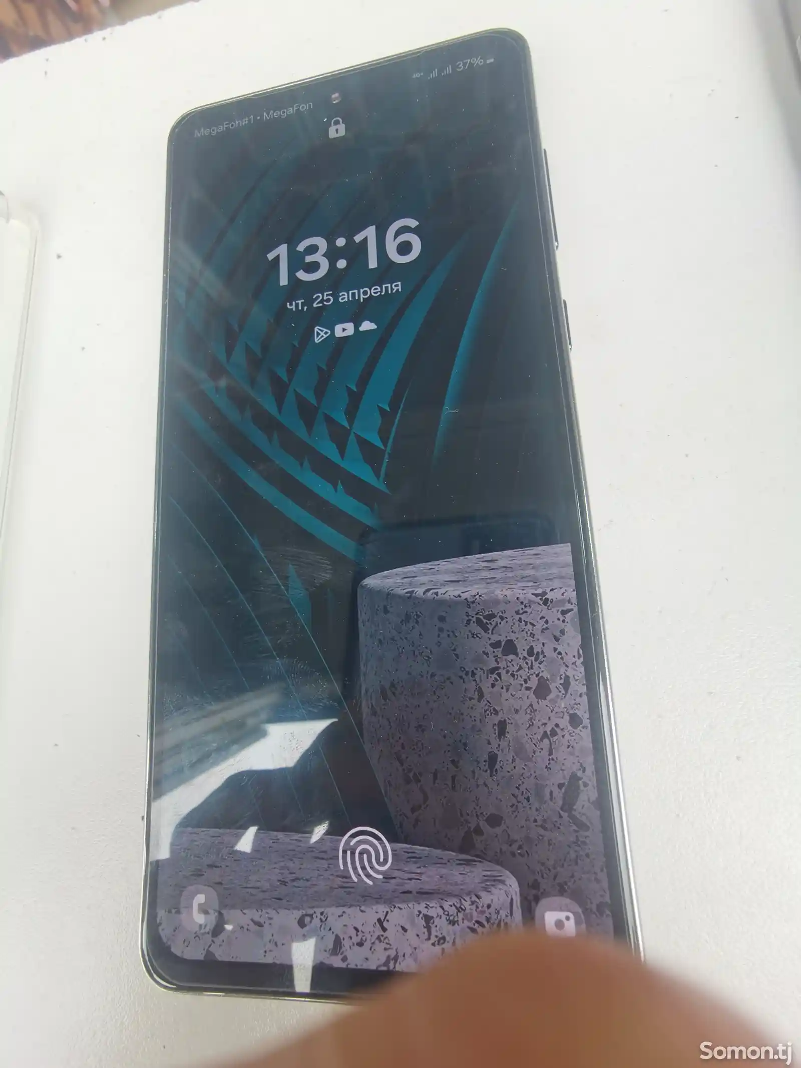 Samsung Galaxy A73-4