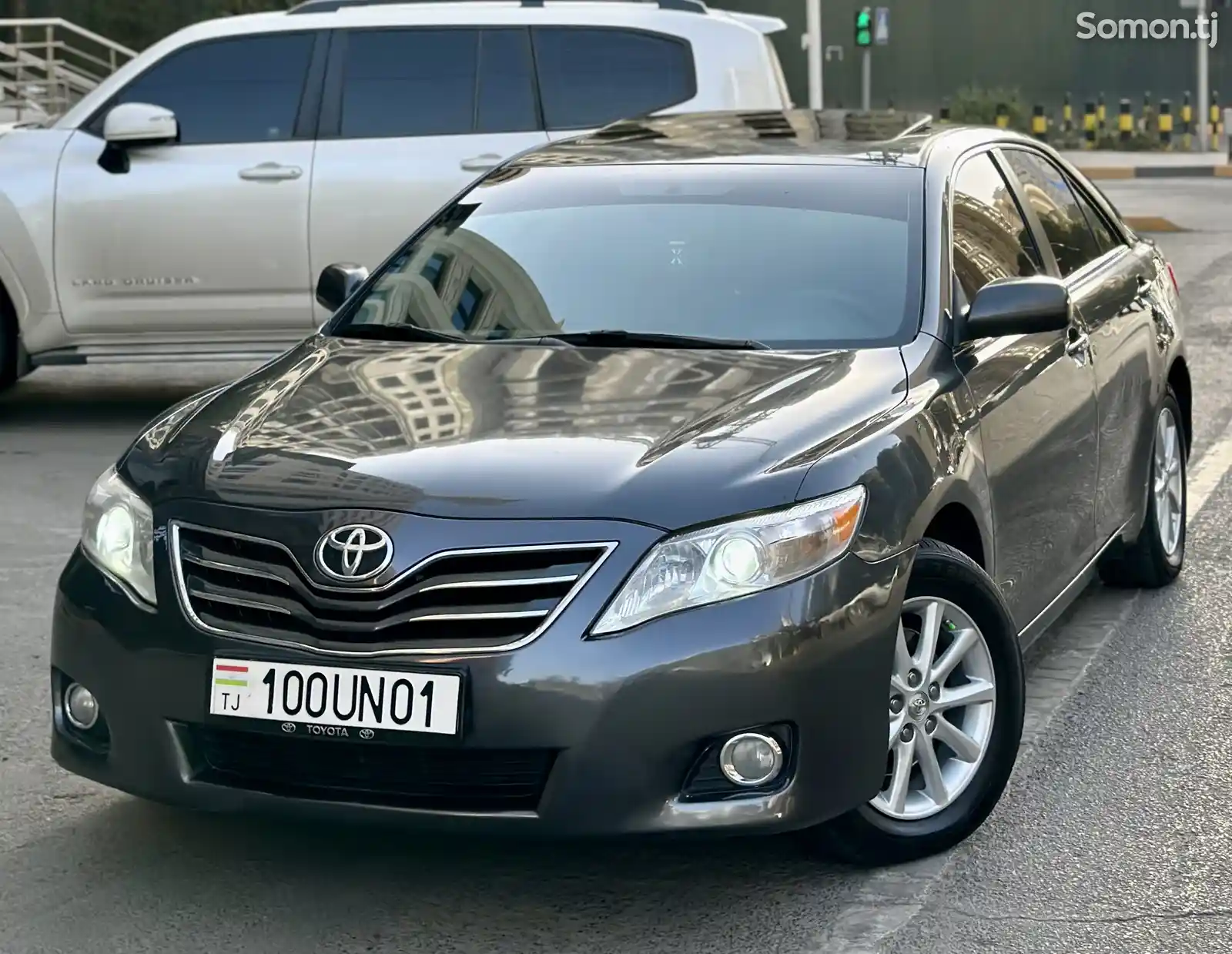 Toyota Camry, 2010-1