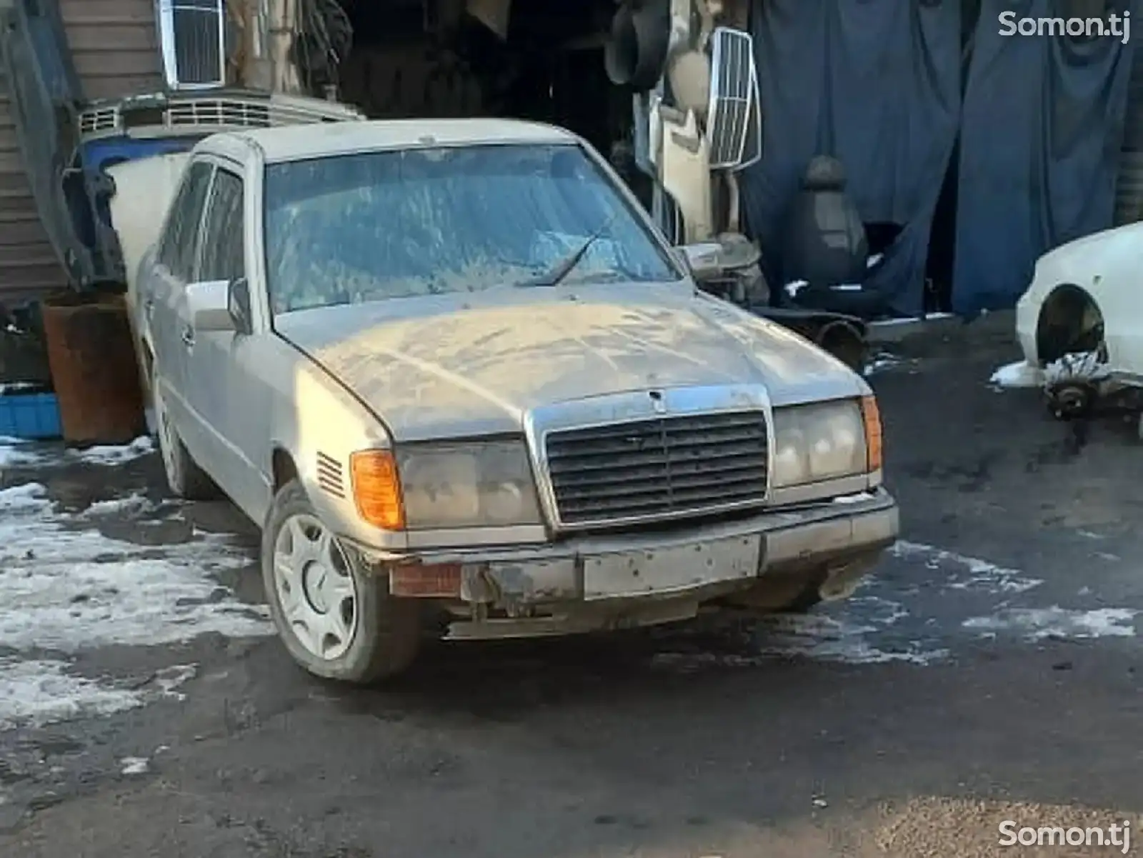 Mercedes-Benz W124, 1991 на запчасти-1