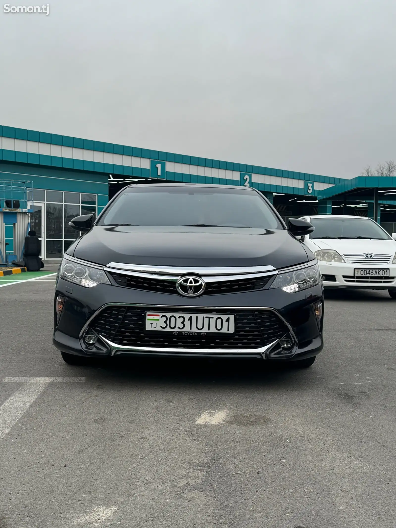 Toyota Camry, 2013-1