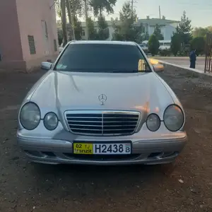 Mercedes-Benz E class, 2000