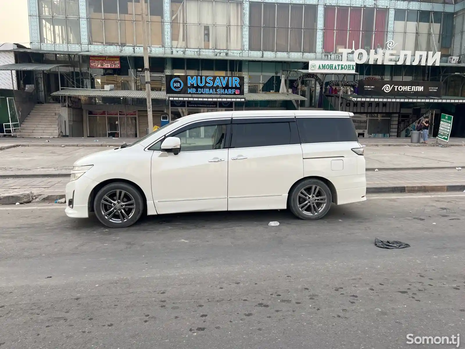 Nissan Elgrand, 2014-2