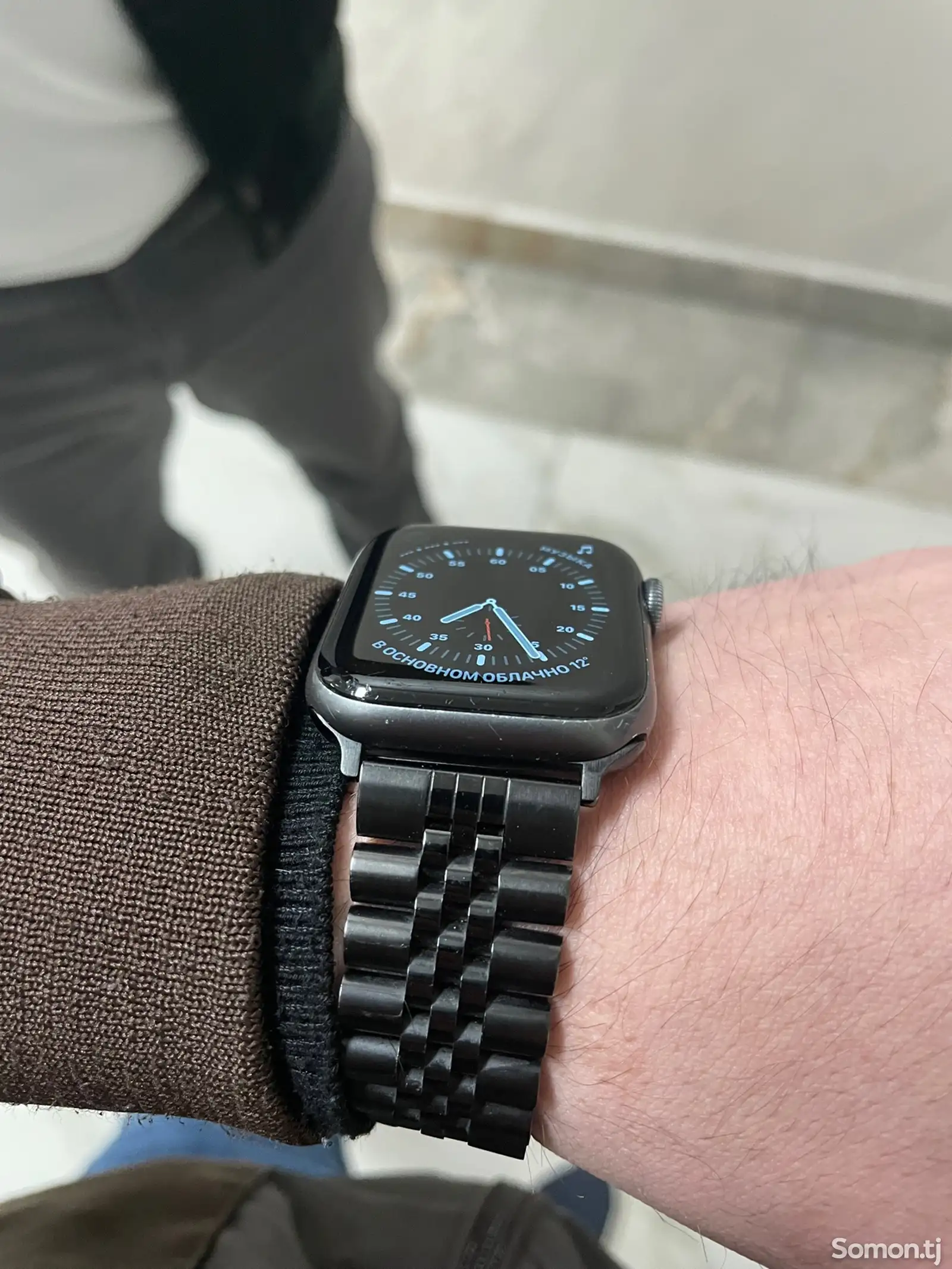 Смарт часы Apple Watch 5 Series 44MM-1