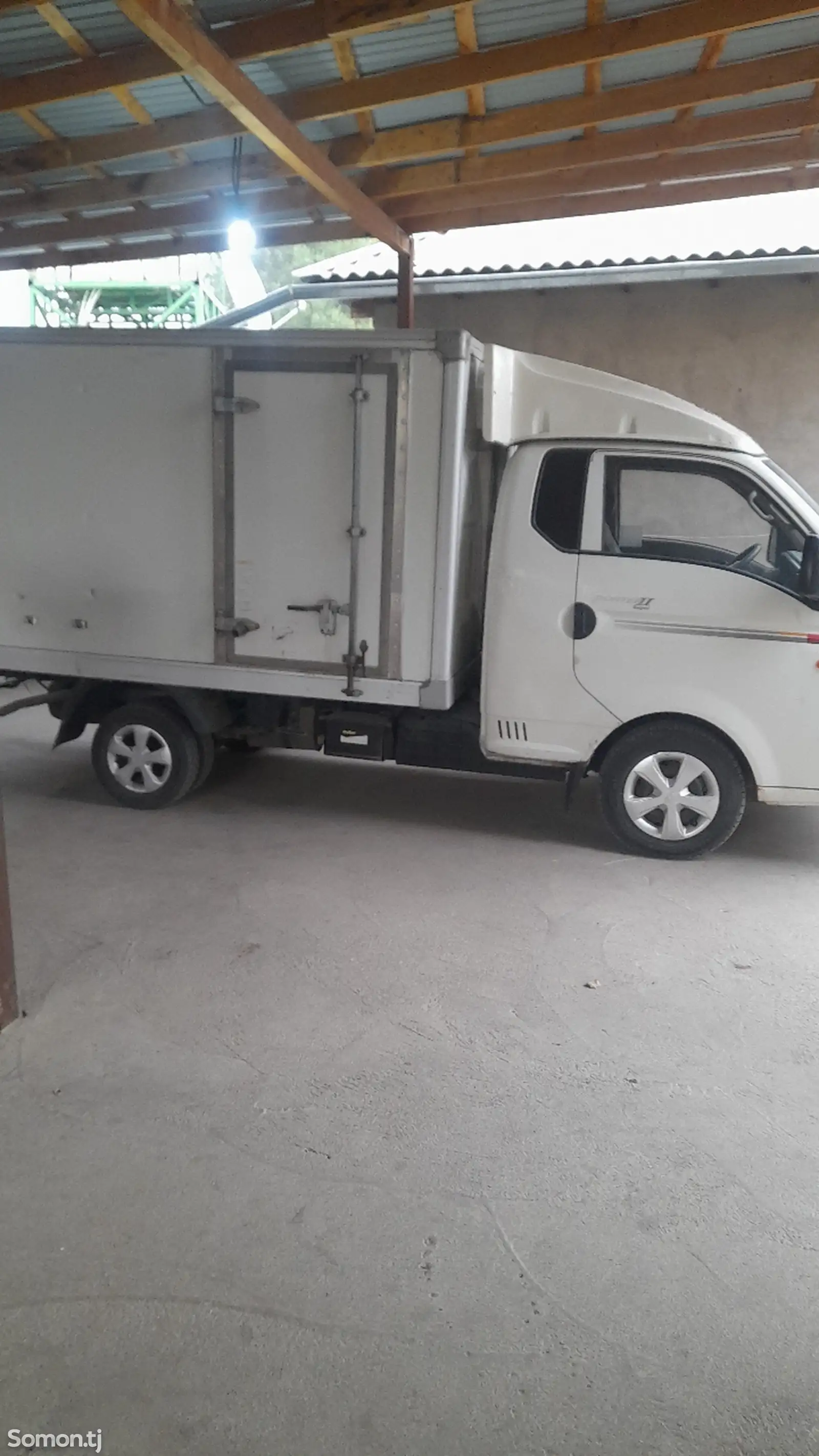 Бортовой автомобиль Hyundai Porter, 2015-2