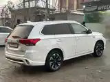 Mitsubishi Outlander, 2019-4