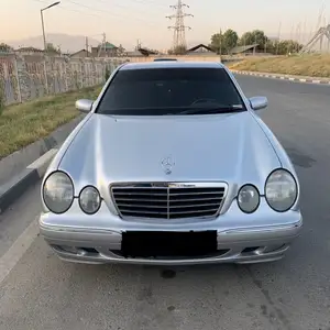 Mercedes-Benz E class, 2000