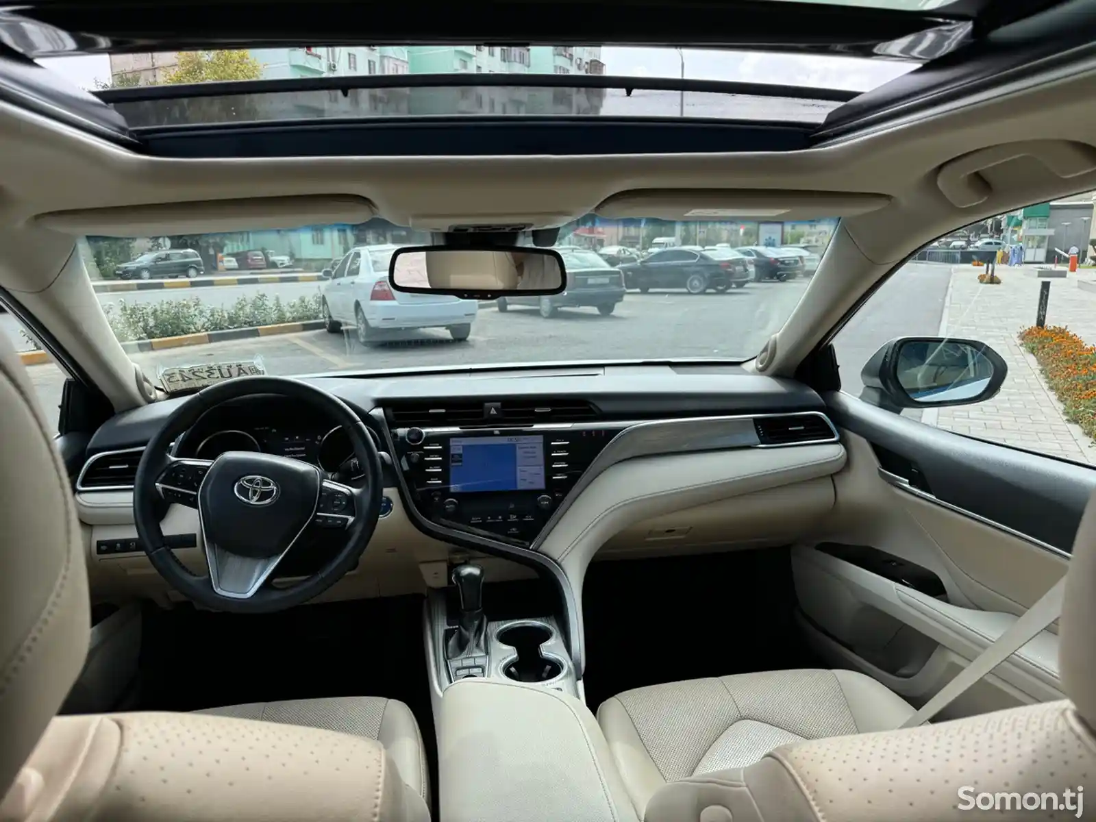 Toyota Camry, 2018-9