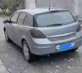 Opel Astra H, 2004-2