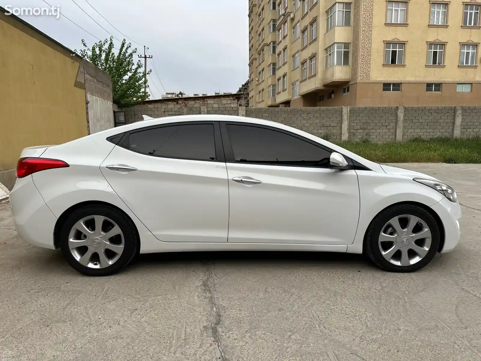Hyundai Avante, 2011-7