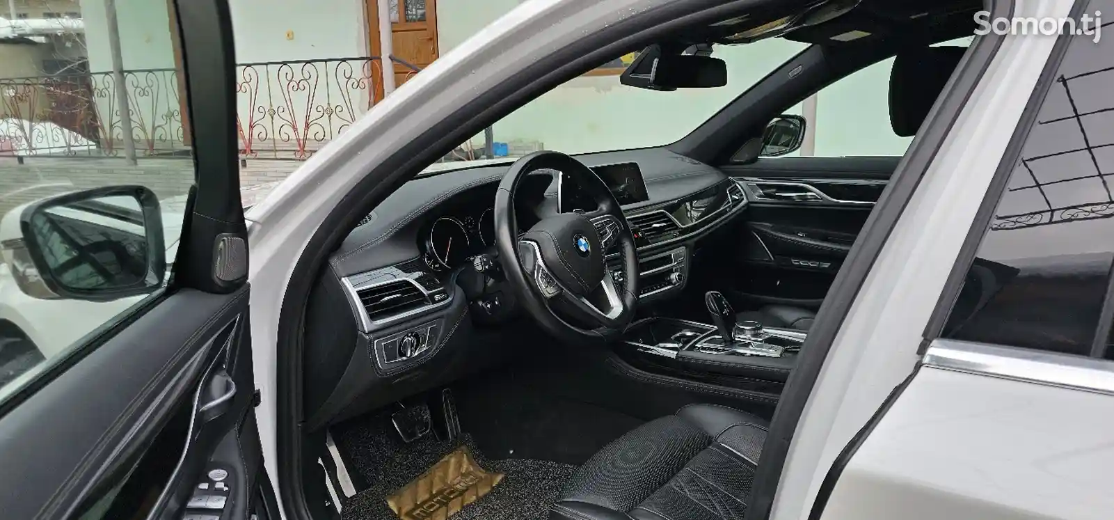 BMW 7 series, 2018-13
