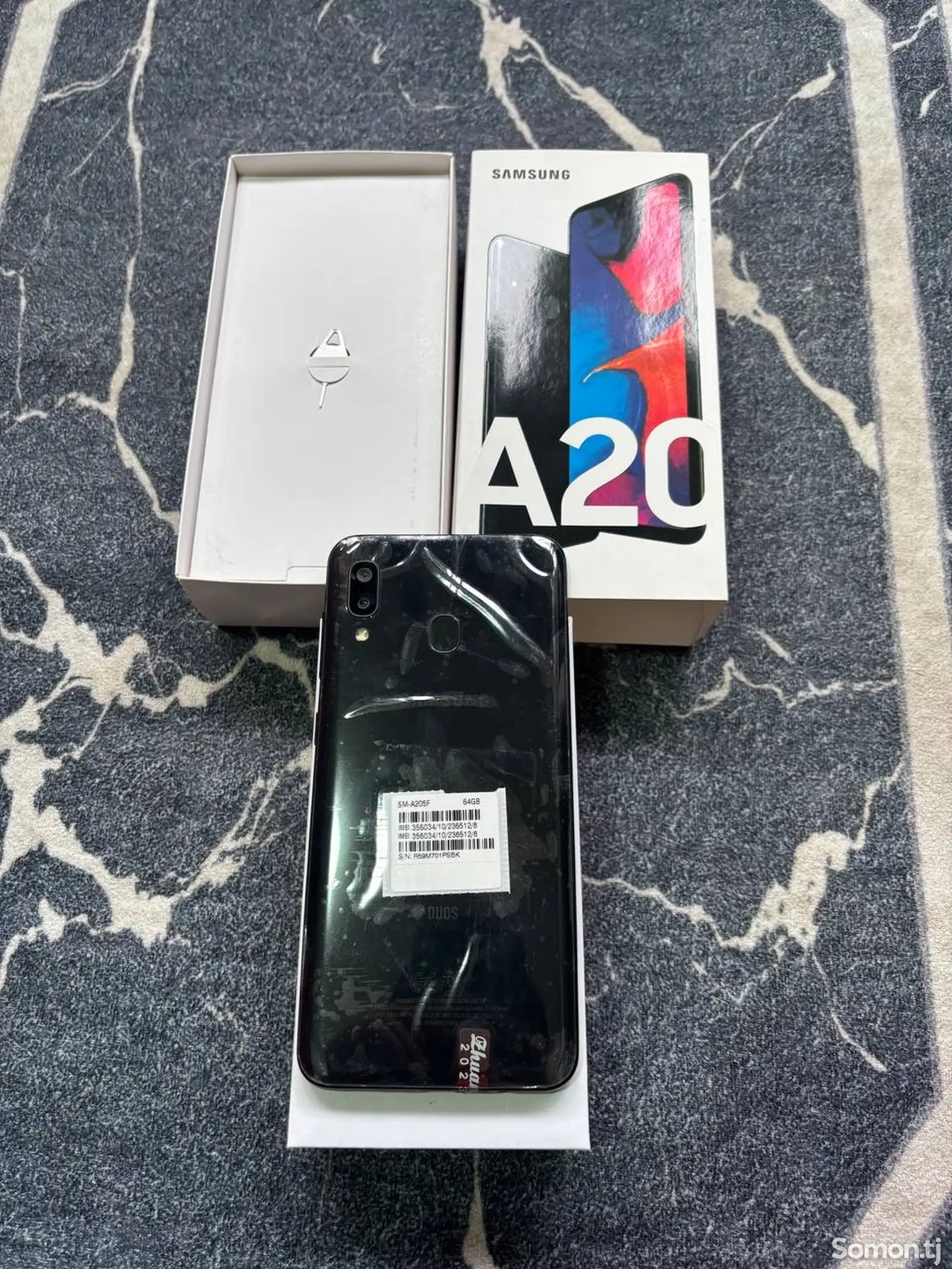 Samsung Galaxy A20 32Gb Black-1