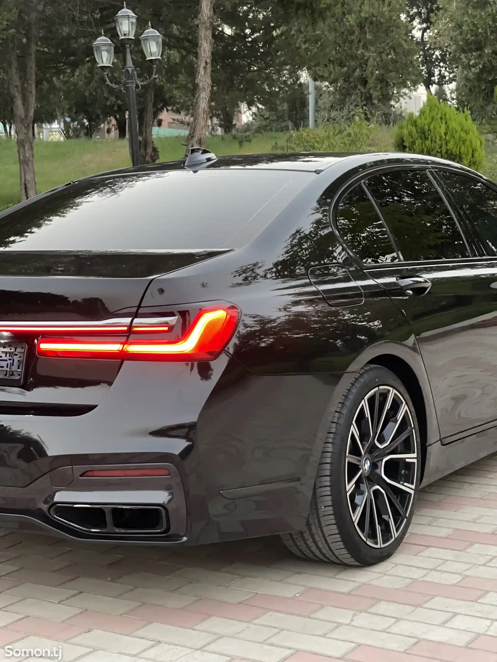 BMW 7 series, 2017-10