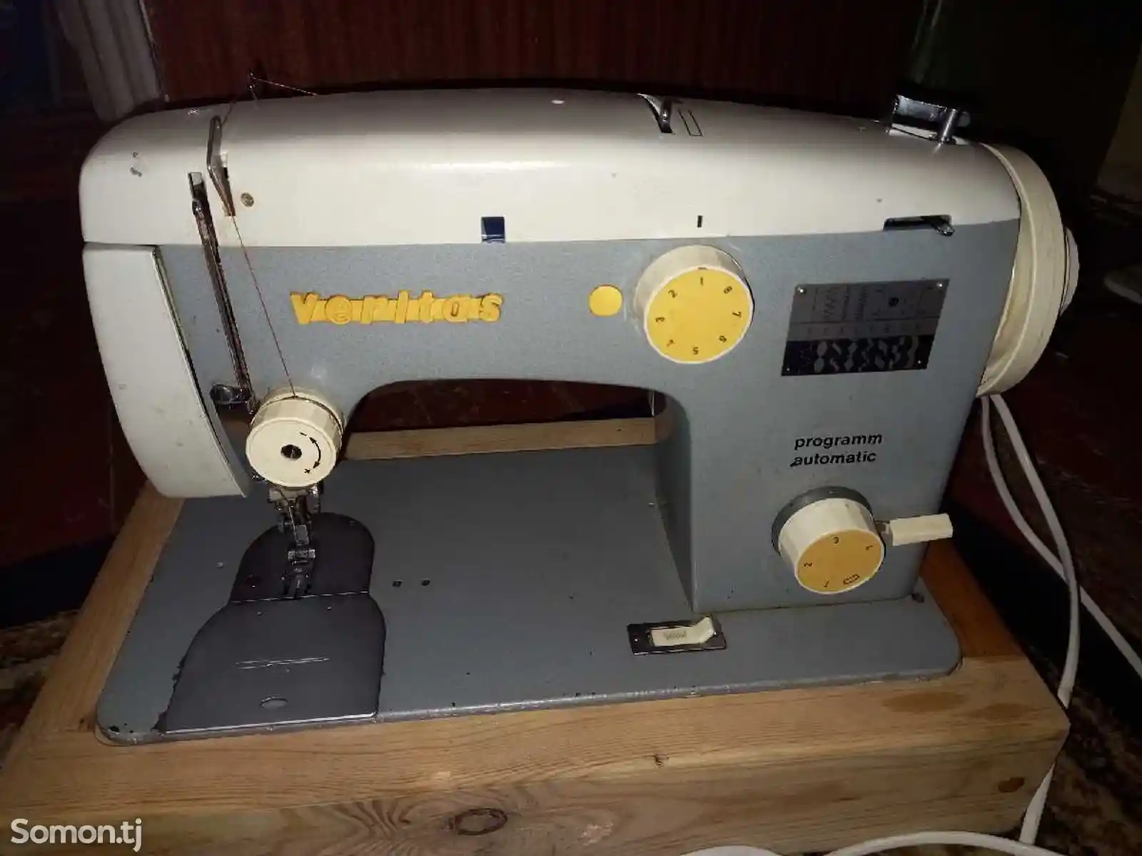 Швейная машина Veritas-1