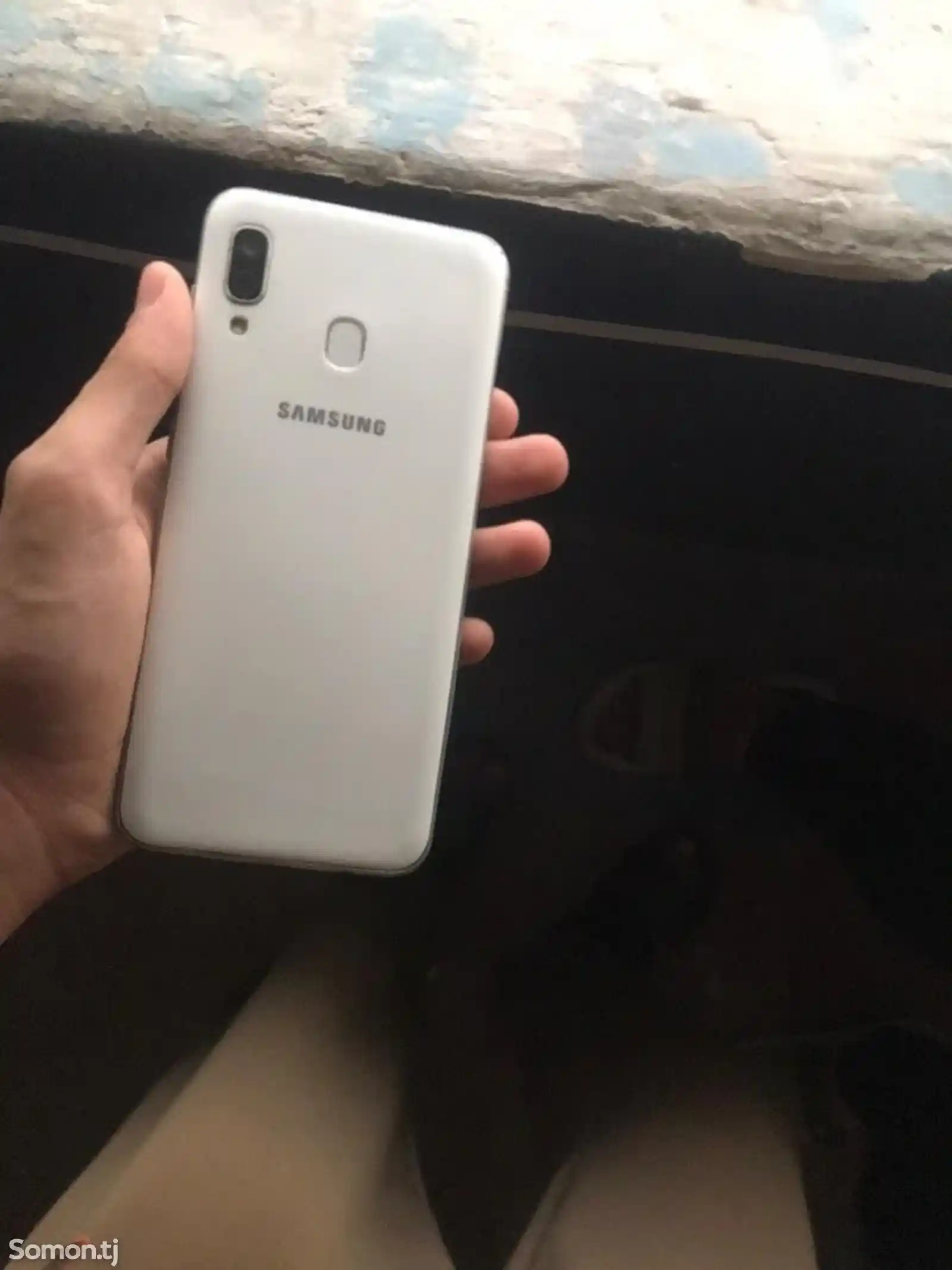 Samsung Galaxy A30-4