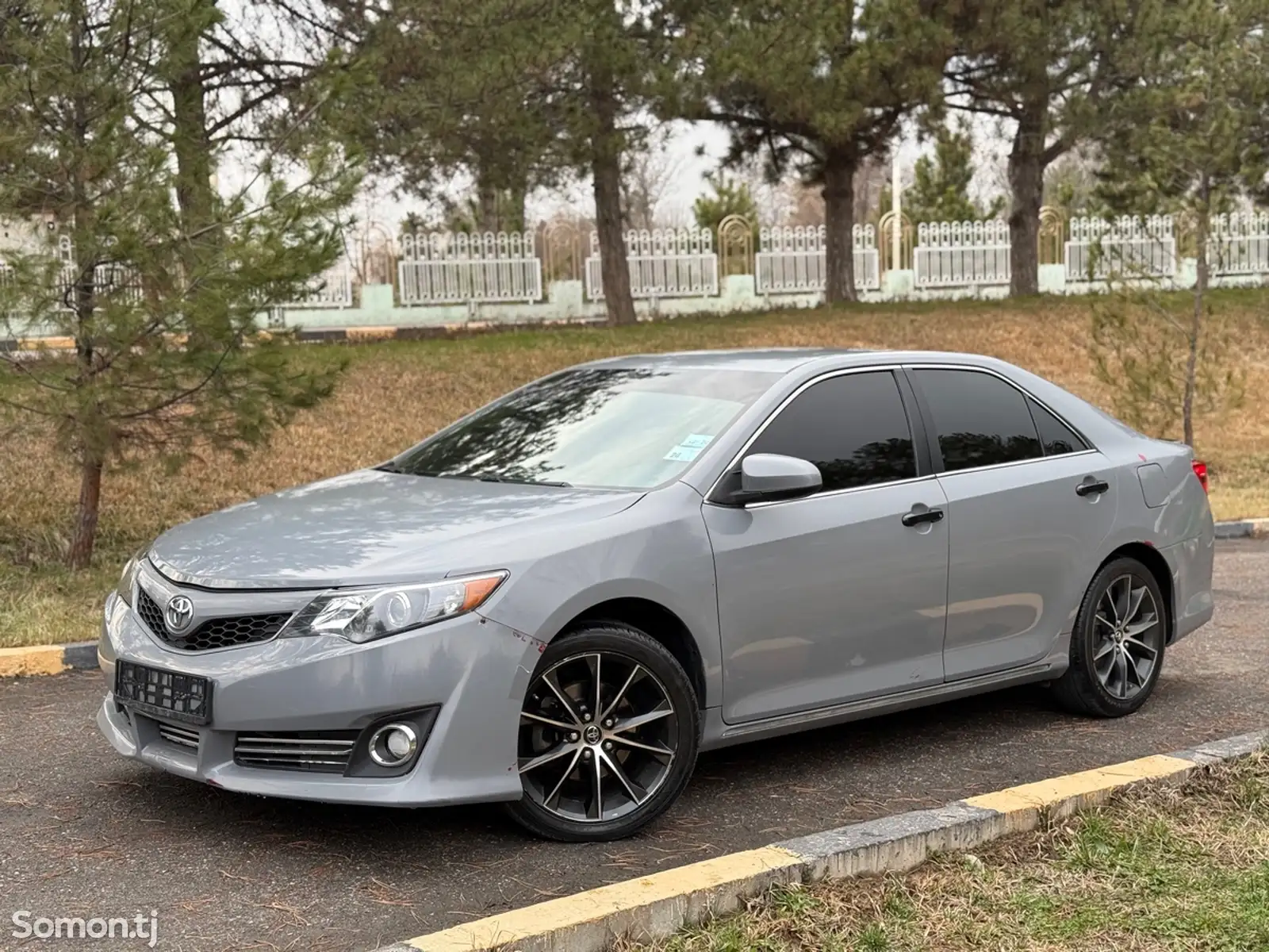 Toyota Camry, 2012-1