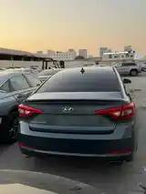 Hyundai Sonata, 2016-3