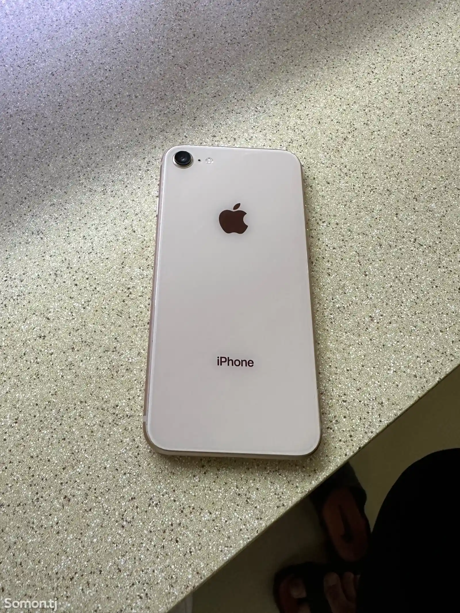 Apple iPhone 8, 64 gb, Gold-6