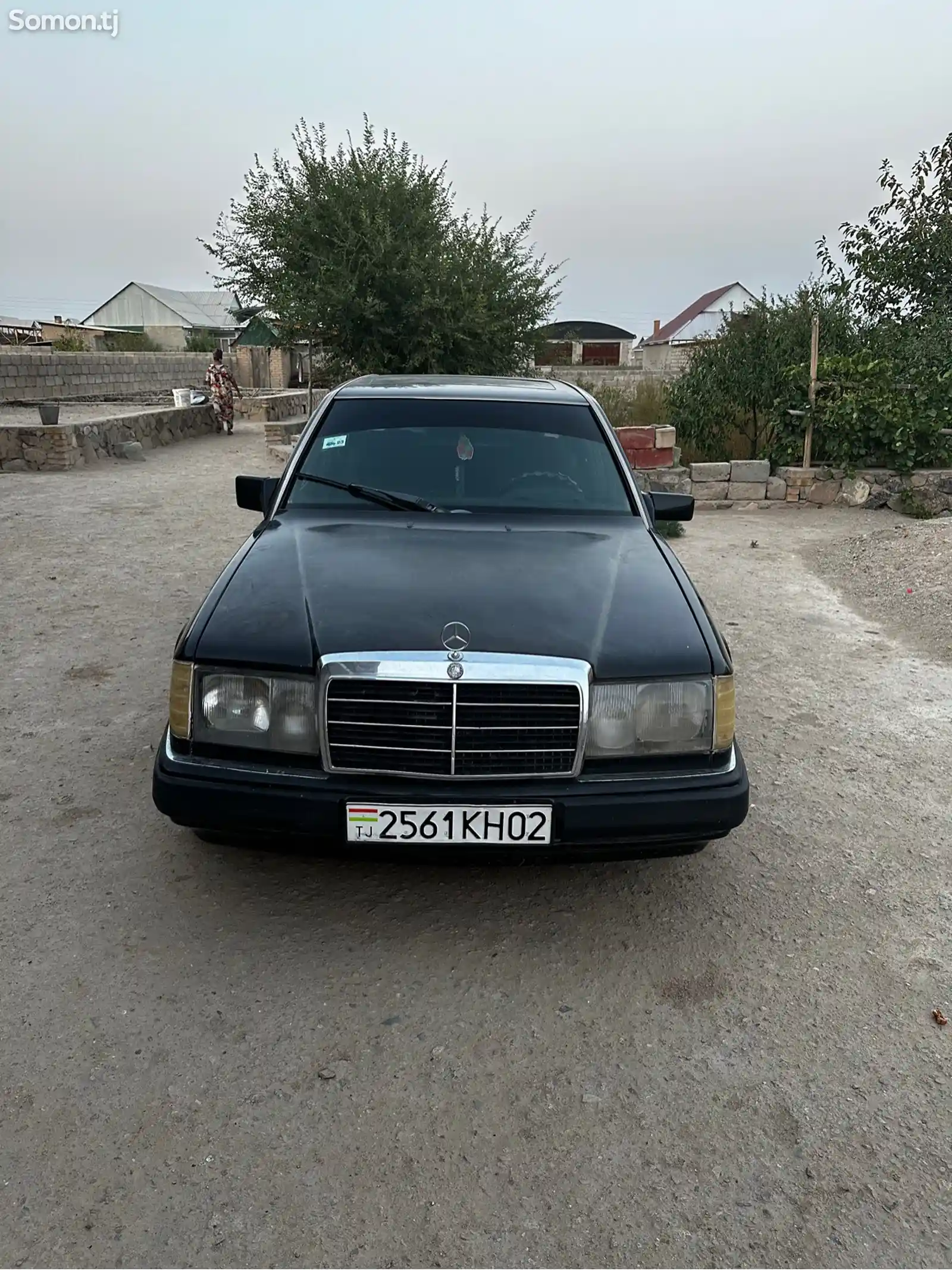 Mercedes-Benz W124, 1985-1