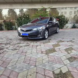 Toyota Camry, 2013