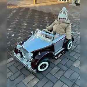 Детский электромобиль