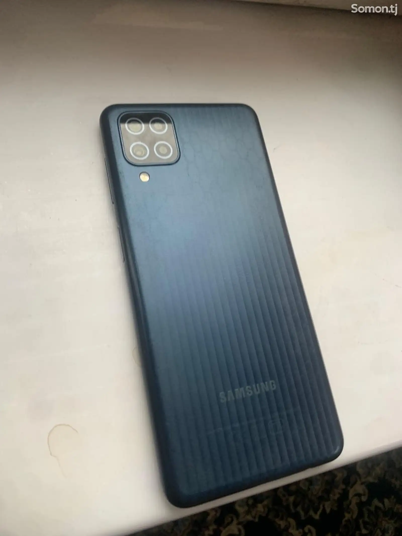 Samsung Galaxy M12-1